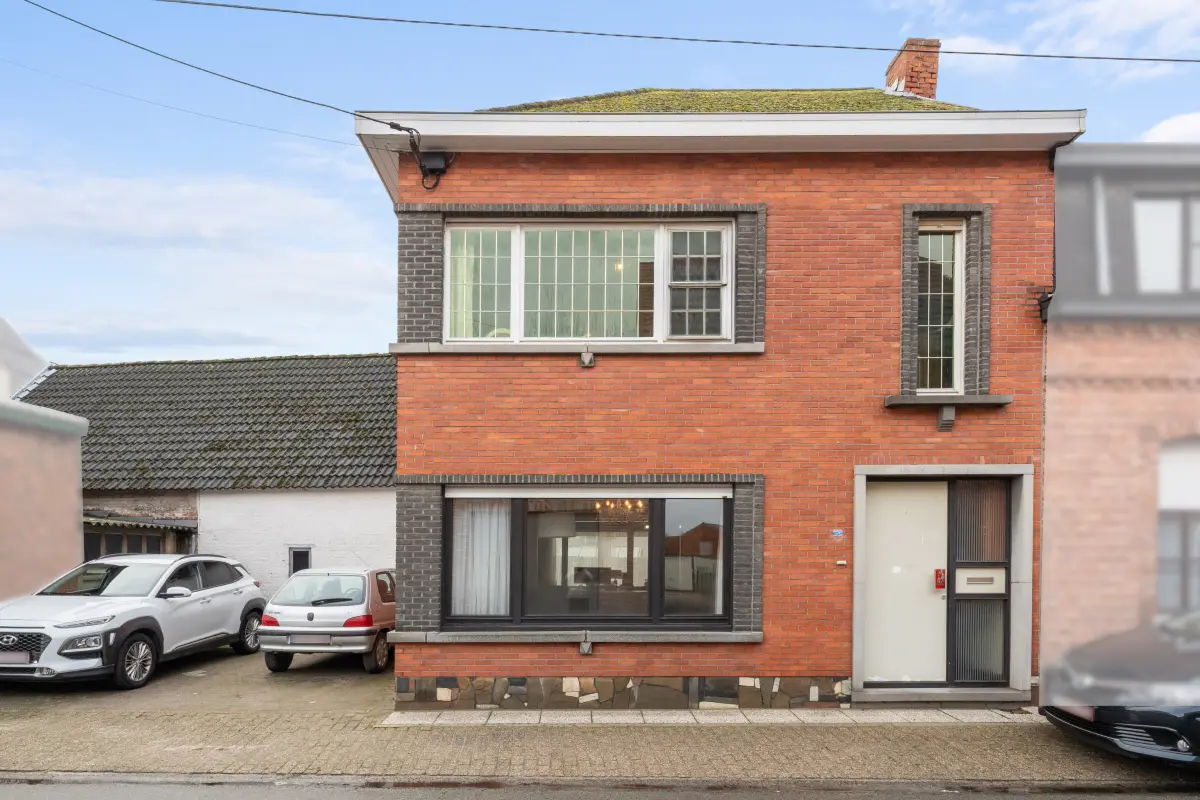 Huis te  koop in Hamme 9220 220000.00€ 3 slaapkamers 145.00m² - Zoekertje 672155