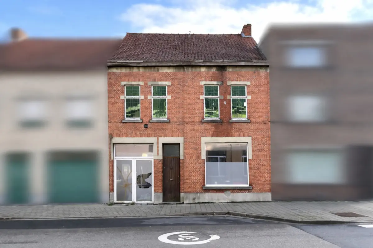 Huis te  koop in Oudenaarde 9700 235000.00€ 5 slaapkamers 259.00m² - Zoekertje 672164