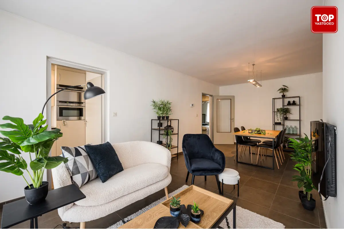 Appartement te  koop in Deinze 9800 180000.00€ 2 slaapkamers 80.00m² - Zoekertje 672047