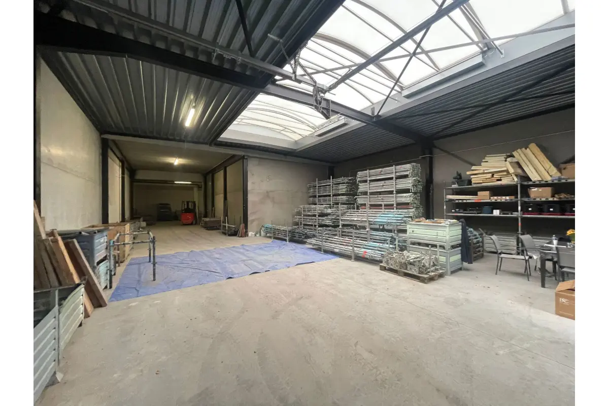 Handelszaak te  huur in Ninove 9400 2250.00€  slaapkamers 450.00m² - Zoekertje 672534