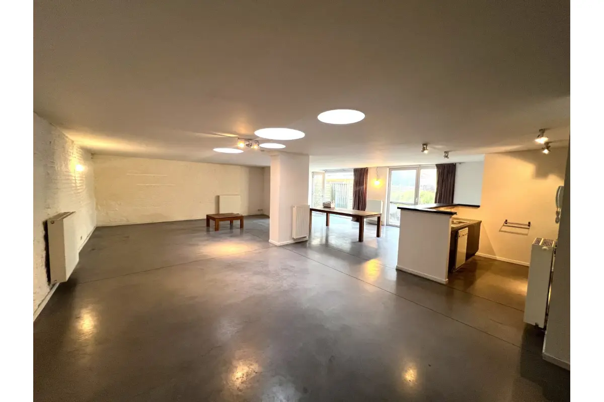 Benedenverdieping te  huur in Gent 9000 900.00€ 1 slaapkamers 140.00m² - Zoekertje 672597