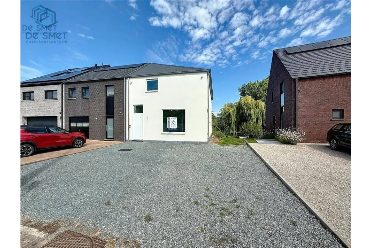 Mixgebouw te  koop in Geraardsbergen 9500 425000.00€ 3 slaapkamers 170.00m² - Zoekertje 674113