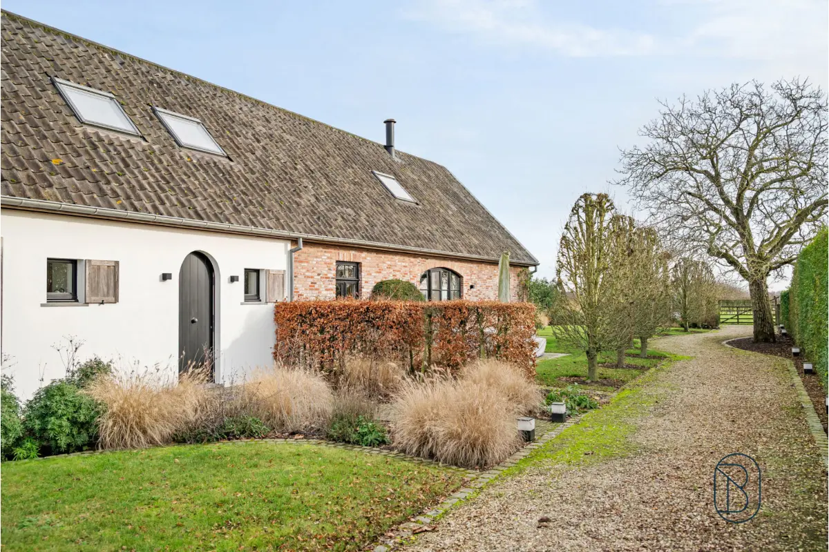 Huis te  koop in Hansbeke 9850 895000.00€ 3 slaapkamers 230.00m² - Zoekertje 674372