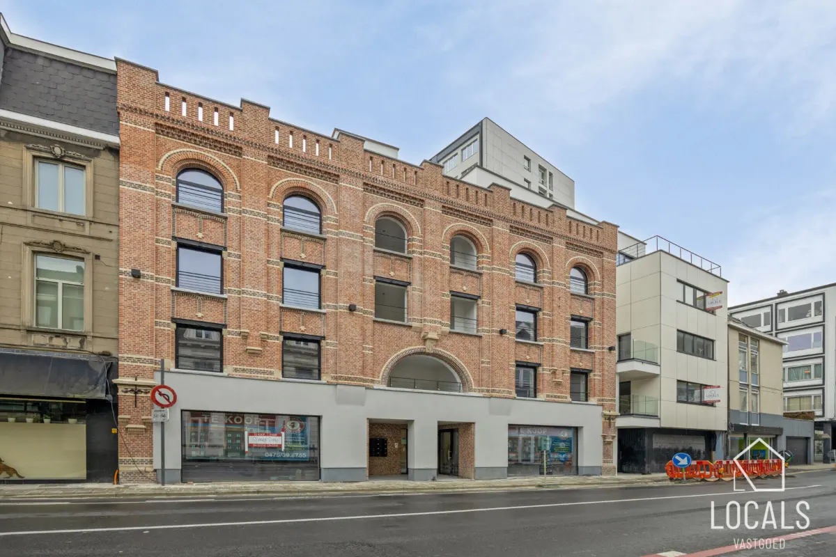 Handelszaak te  koop in Aalst 9300 225000.00€  slaapkamers 162.20m² - Zoekertje 673763