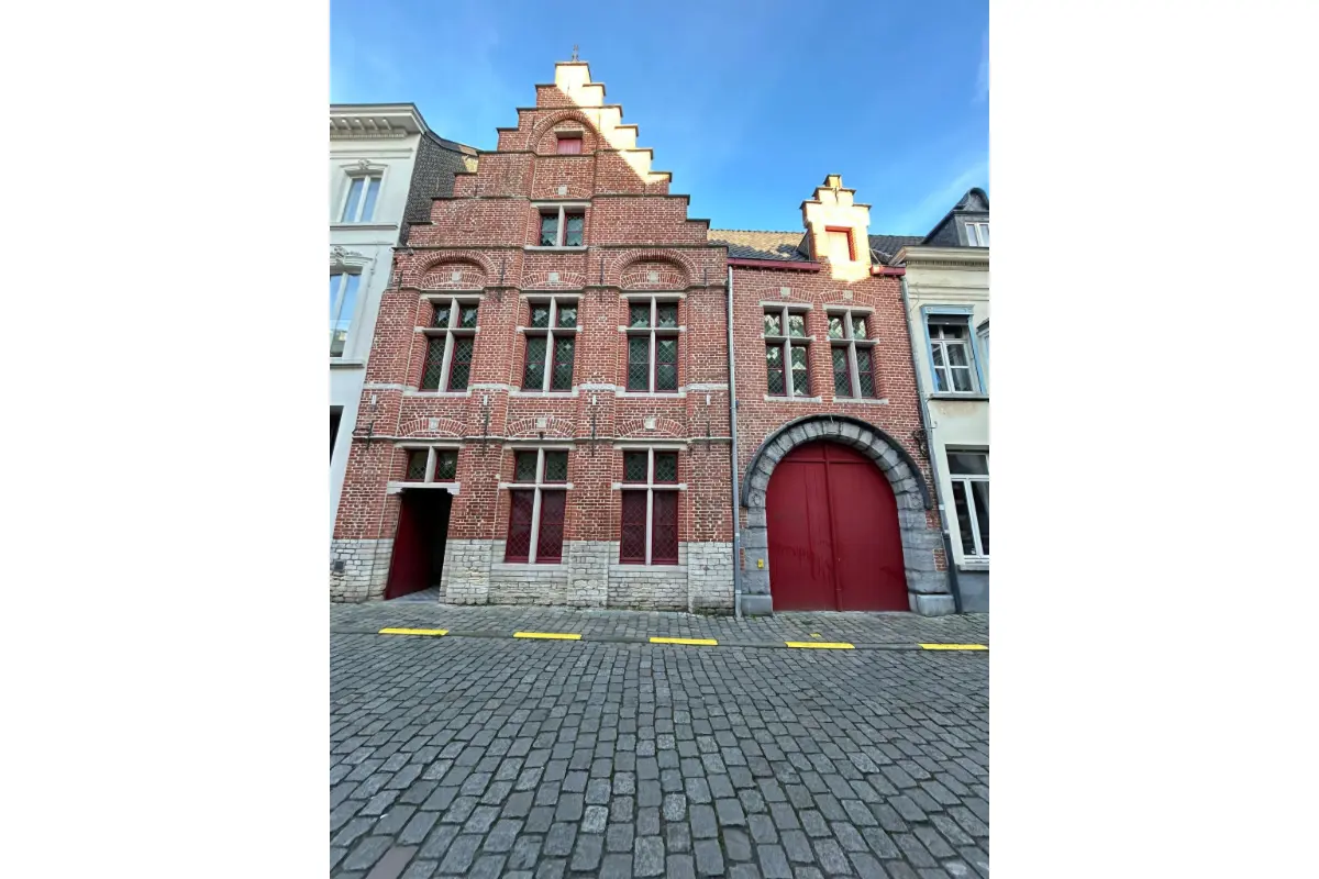 Huis te  koop in Gent 9000 2200000.00€ 6 slaapkamers 1285.00m² - Zoekertje 673667