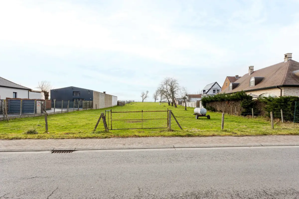Bouwgrond te  koop in Schendelbeke 9506 320000.00€  slaapkamers m² - Zoekertje 674727