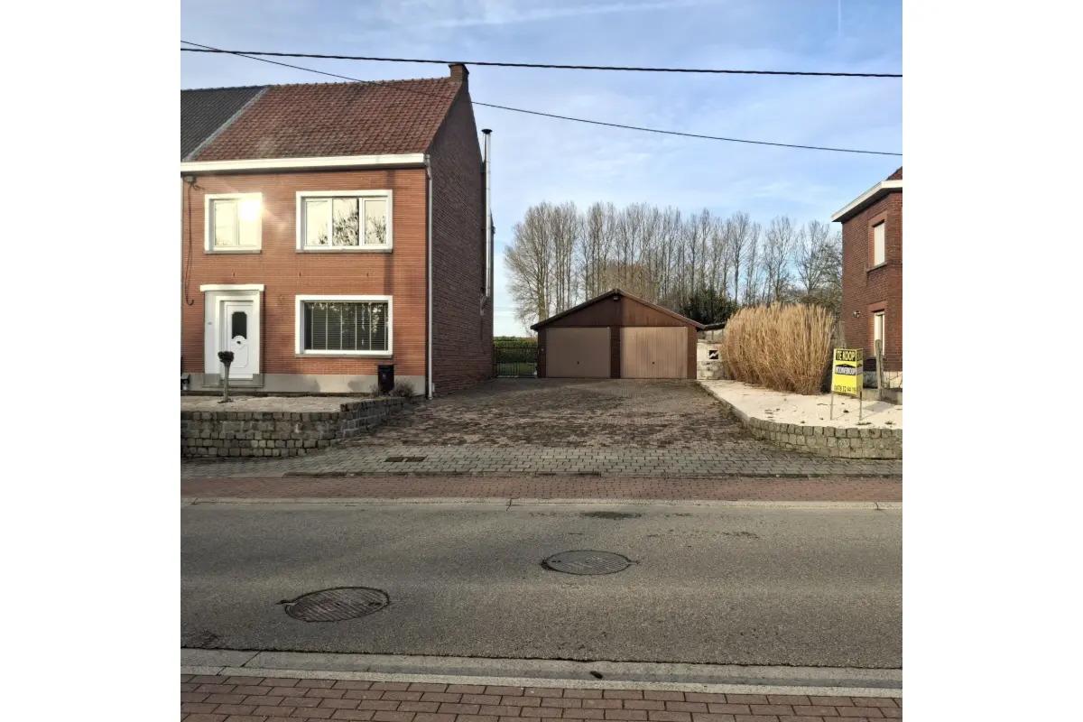 Mixgebouw te  koop in Geraardsbergen 9500 269000.00€ 3 slaapkamers 160.00m² - Zoekertje 674870