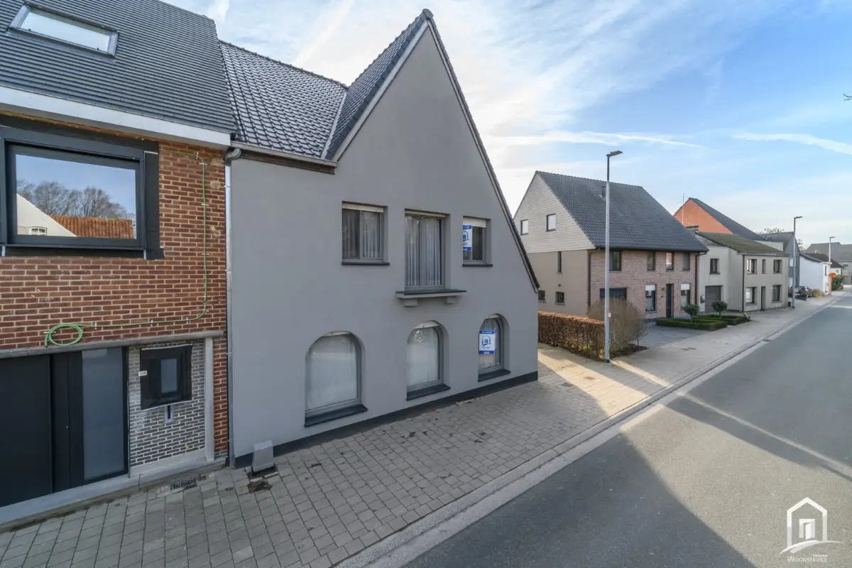 Huis te  koop in Erpe-Mere 9420 349000.00€ 3 slaapkamers 229.00m² - Zoekertje 675094