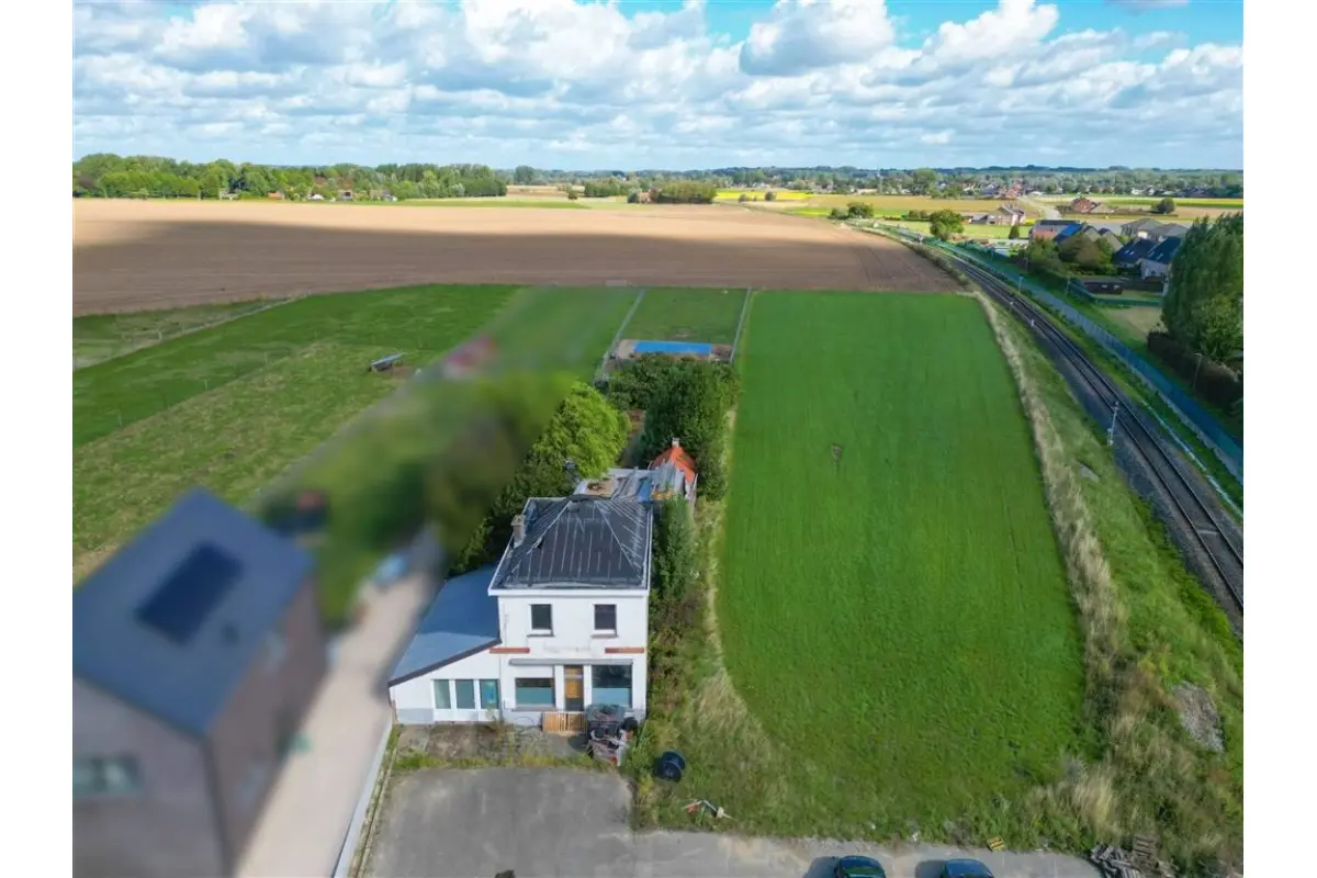 Huis te  koop in Oudenaarde 9700 219000.00€ 4 slaapkamers 225.00m² - Zoekertje 675217