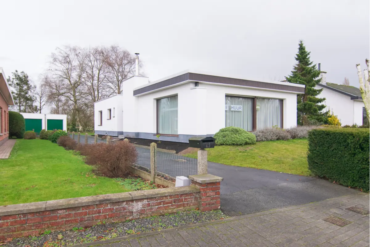 Huis te  huur in Knesselare 9910 1000.00€ 3 slaapkamers 144.00m² - Zoekertje 675730