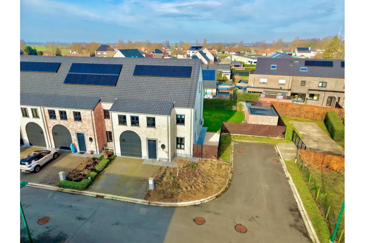 Huis te  koop in Assenede 9960 662500.00€ 5 slaapkamers 263.00m² - Zoekertje 675406