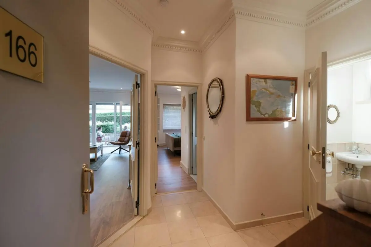 Appartement te  huur in Sint-Denijs-Westrem 9051 1500.00€  slaapkamers m² - Zoekertje 675840