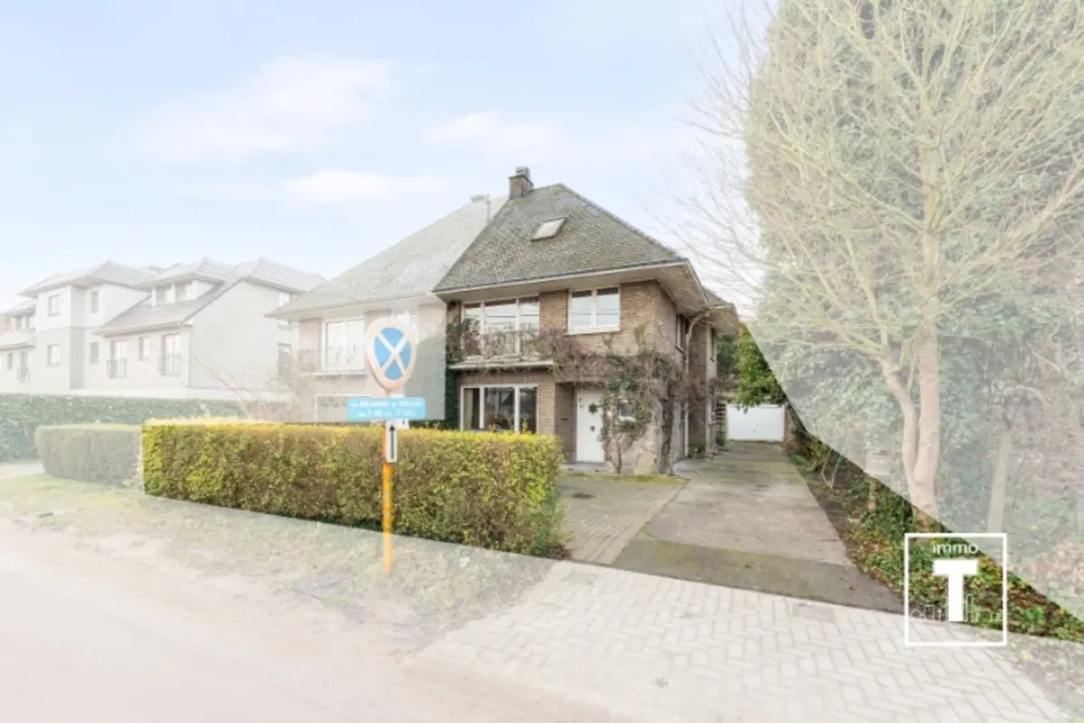 Huis te  koop in De Pinte 9840 369000.00€ 3 slaapkamers 201.00m² - Zoekertje 675988