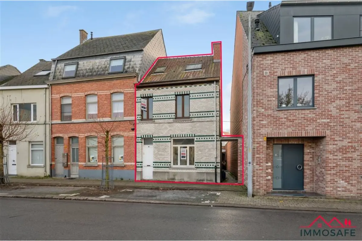 Huis te  koop in Wetteren 9230 239000.00€ 3 slaapkamers 151.00m² - Zoekertje 677316