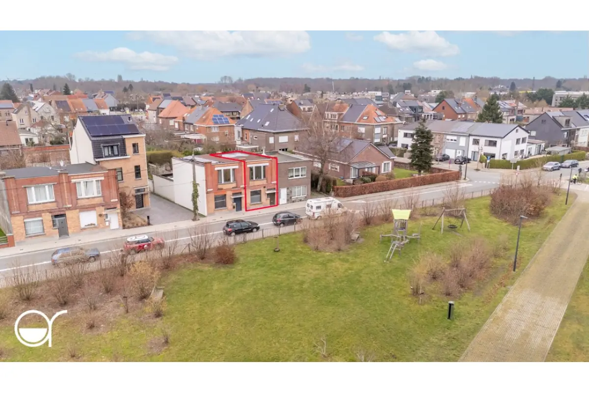 Huis te  koop in Destelbergen 9070 330000.00€ 2 slaapkamers m² - Zoekertje 677204