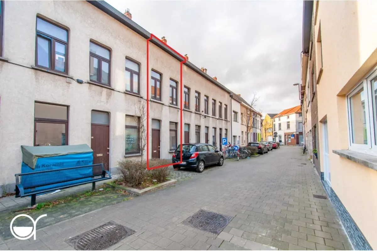 Huis te  in Gentbrugge 9050 140000.00€ 2 slaapkamers 58.00m² - Zoekertje 677990