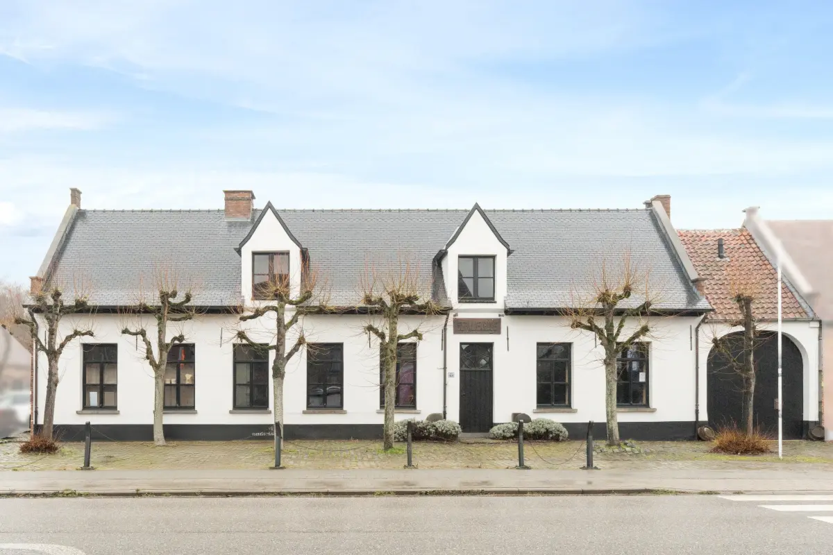 Handelszaak te  koop in Temse 9140 599000.00€ 1 slaapkamers 714.00m² - Zoekertje 678778
