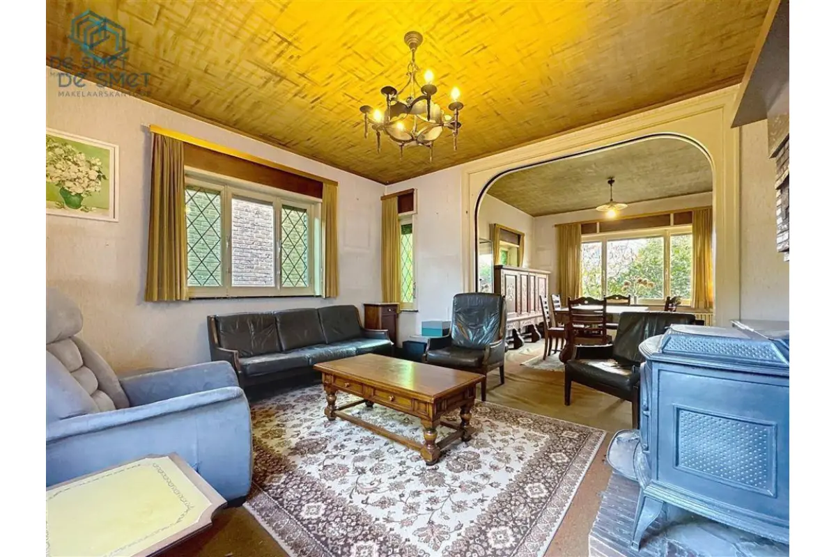 Huis te  koop in Zottegem 9620 250000.00€ 4 slaapkamers 190.00m² - Zoekertje 678835