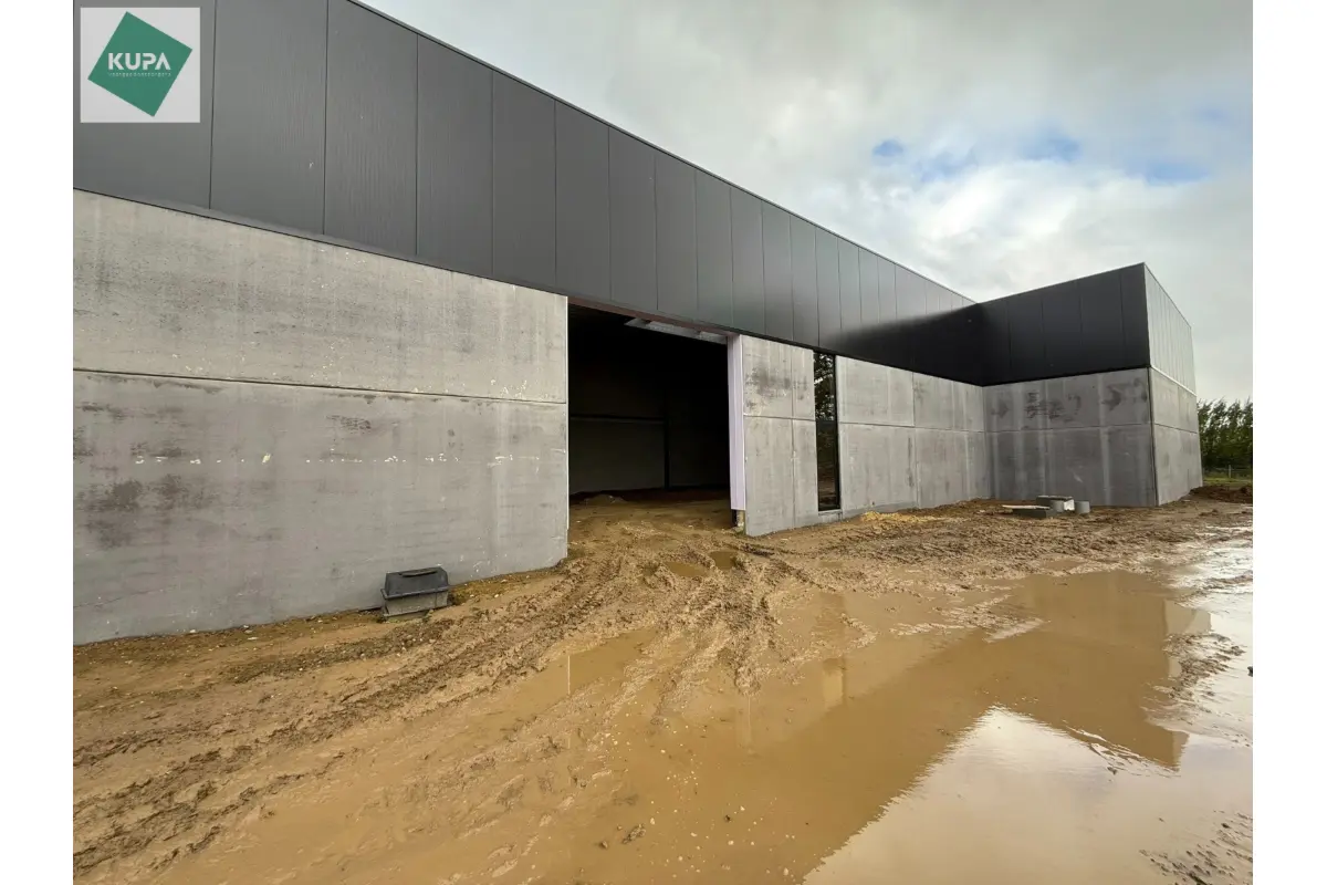 Handelszaak te  huur in Herzele 9550 1431.25€  slaapkamers 229.00m² - Zoekertje 680632