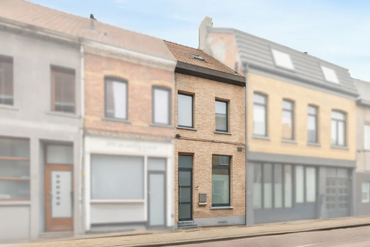 Huis te  koop in Sint-Niklaas 9100 279000.00€ 4 slaapkamers 114.00m² - Zoekertje 680425