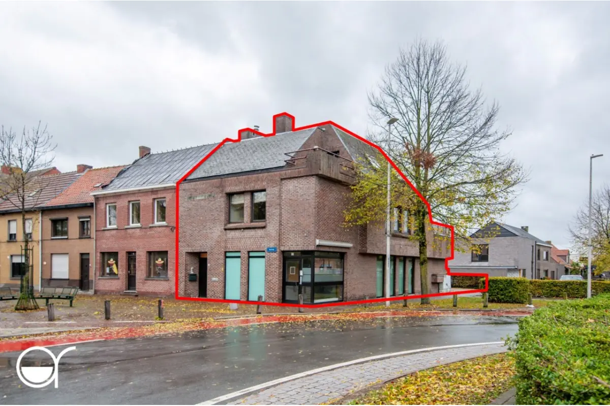 Huis te  koop in Kaprijke 9970 449000.00€ 4 slaapkamers 399.00m² - Zoekertje 682106
