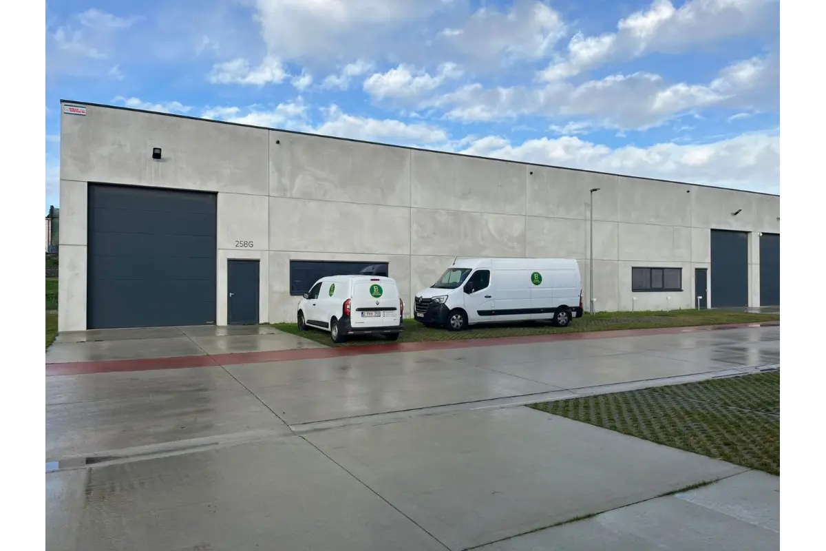 Handelszaak te  huur in Erpe-Mere 9420 2675.00€  slaapkamers 550.00m² - Zoekertje 682755