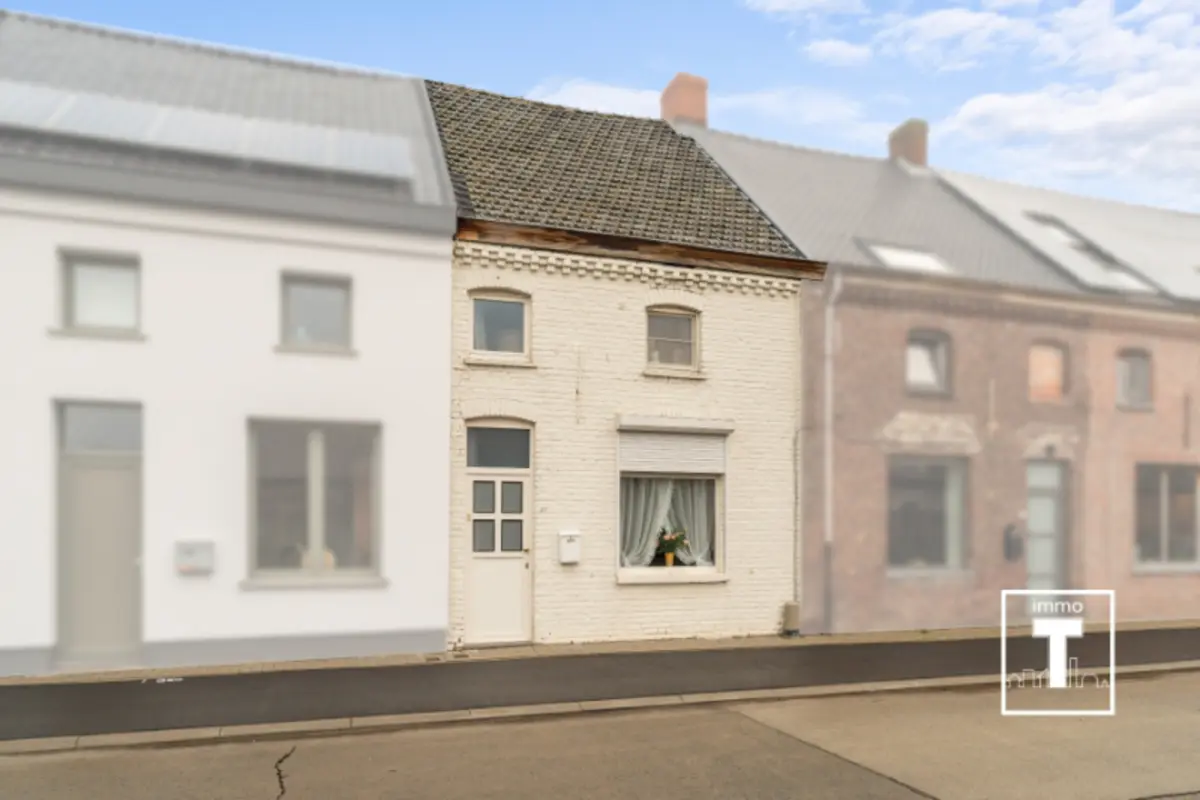 Huis te  koop in Gavere 9890 170000.00€ 2 slaapkamers 132.00m² - Zoekertje 682650