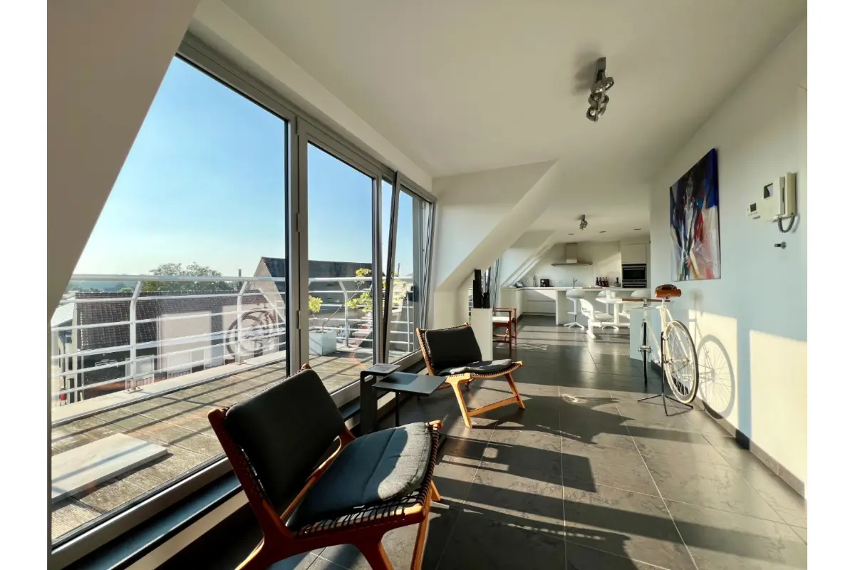 Appartement te  huur in Sleidinge 9940 1025.00€ 3 slaapkamers 112.00m² - Zoekertje 684546