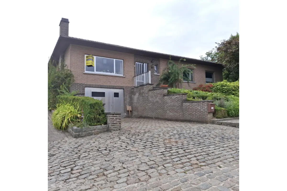 Mixgebouw te  koop in Horebeke 9667 349000.00€ 4 slaapkamers 170.00m² - Zoekertje 685449