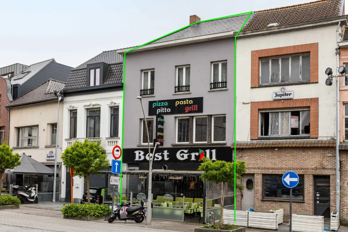 Appartementsgebouw te  koop in Geraardsbergen 9500 610000.00€  slaapkamers 403.00m² - Zoekertje 686937