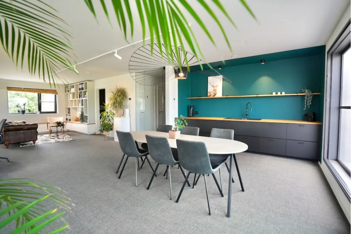 Handelszaak te  huur in Assenede 9960 950.00€  slaapkamers m² - Zoekertje 689748