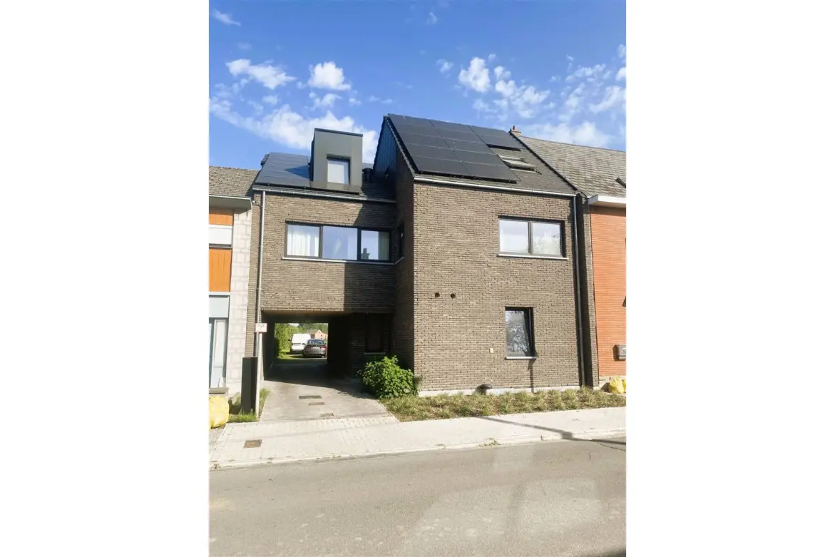 Triplex te  huur in Lebbeke 9280 950.00€ 2 slaapkamers 75.00m² - Zoekertje 689959