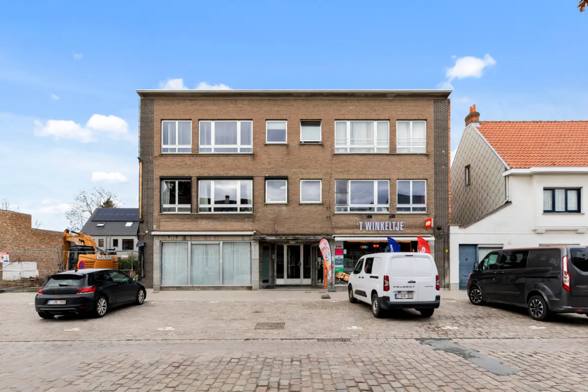Appartement te  koop in Laarne 9270 249000.00€ 3 slaapkamers 95.00m² - Zoekertje 691162