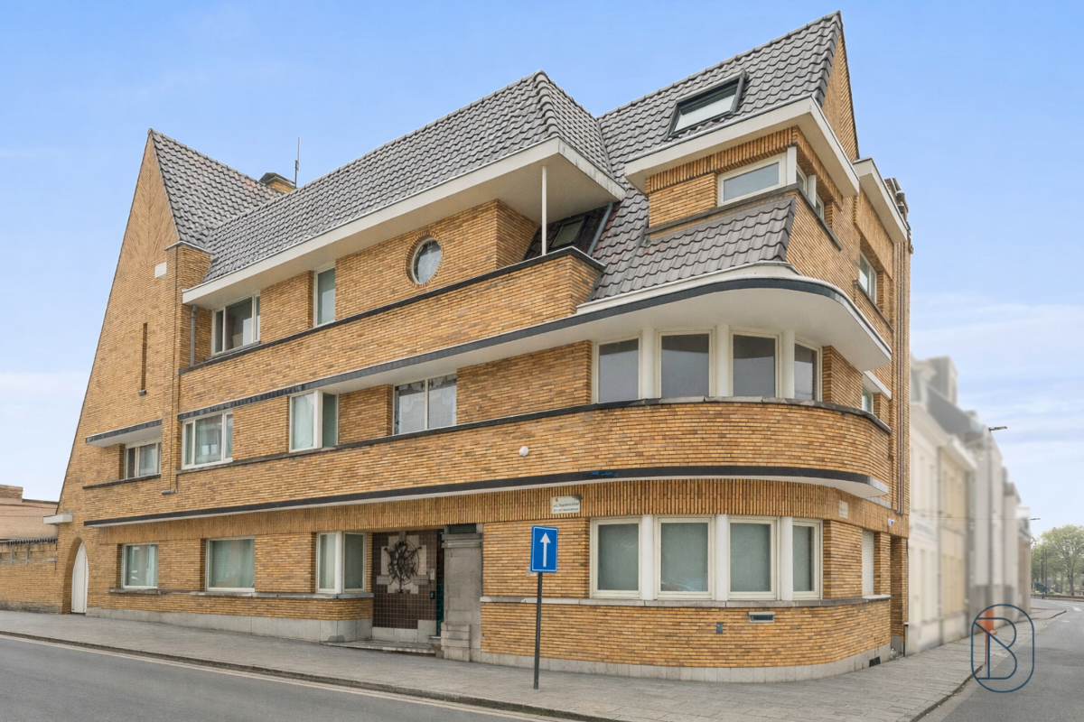 Huis te  koop in Ronse 9600 465000.00€ 5 slaapkamers 573.00m² - Zoekertje 691676