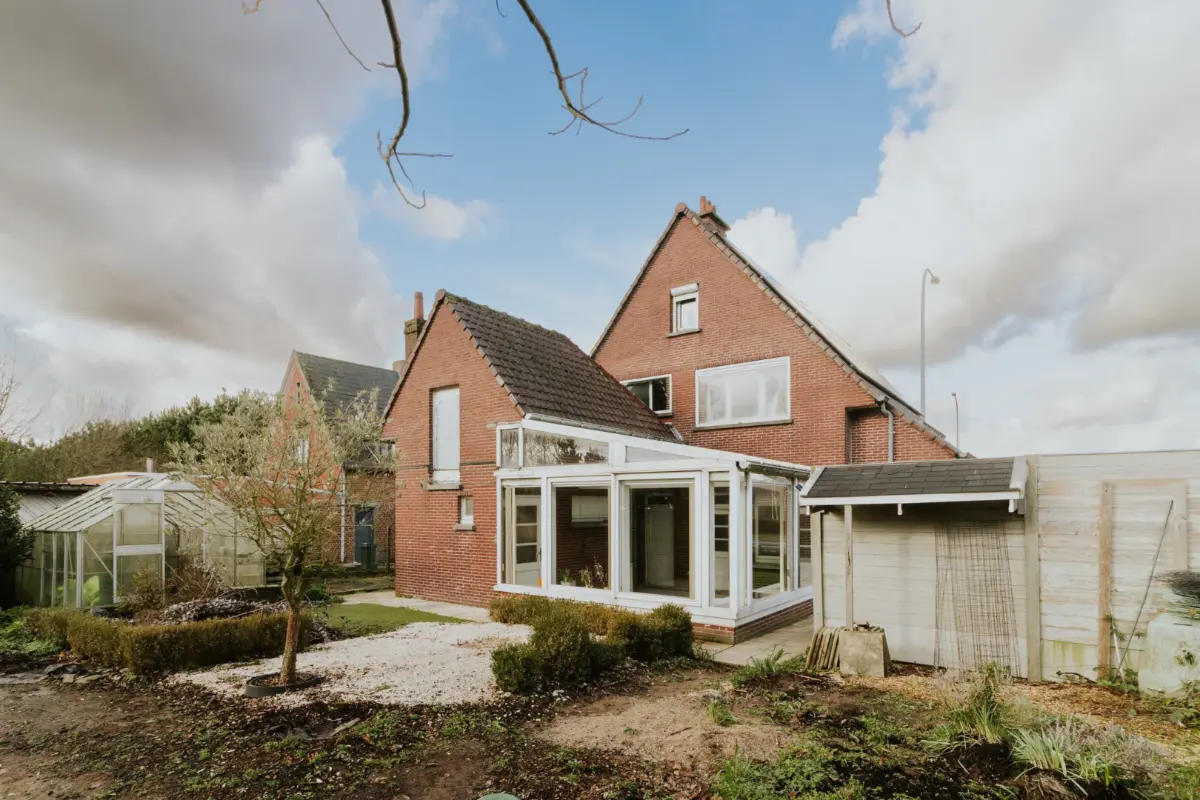 Huis te  koop in Ronse 9600 264000.00€ 4 slaapkamers m² - Zoekertje 694866