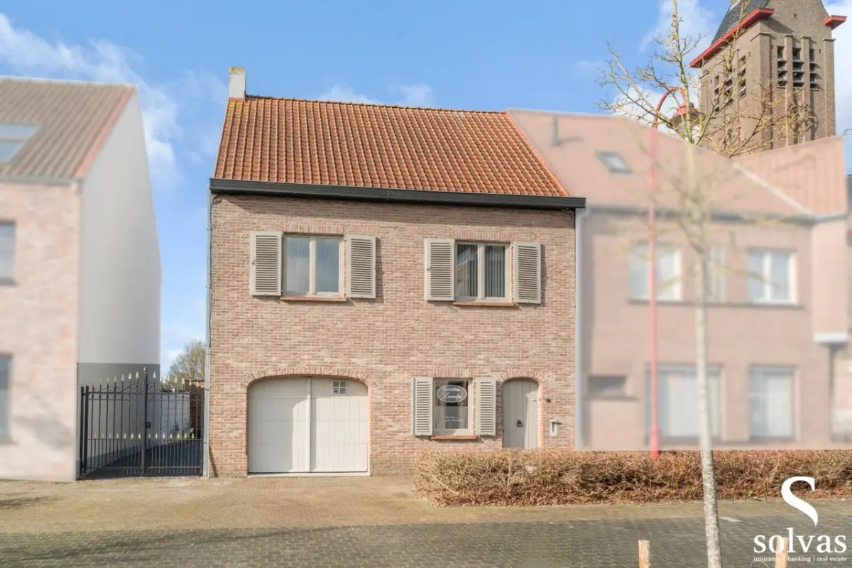 Huis te  koop in Aalter 9880 430000.00€ 3 slaapkamers 200.00m² - Zoekertje 696118