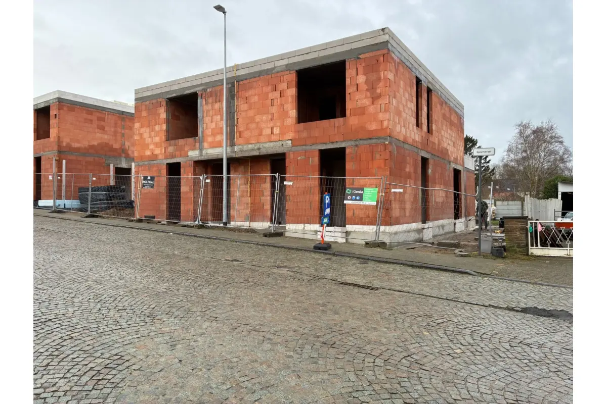 Huis te  koop in Oordegem 9340 475000.00€ 4 slaapkamers 160.28m² - Zoekertje 698314