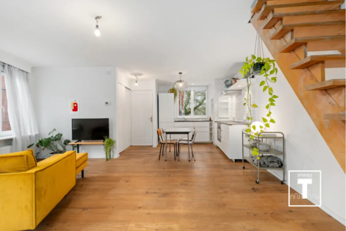 Appartement te  koop in Sint-Amandsberg 9040 274500.00€ 2 slaapkamers 80.00m² - Zoekertje 697181