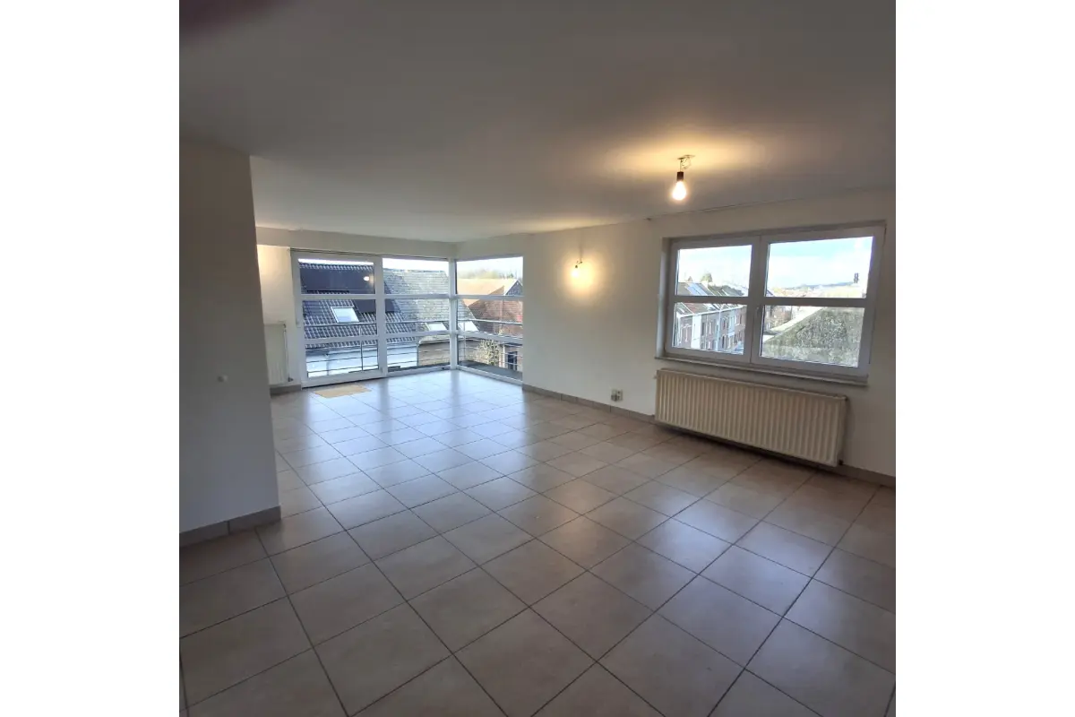 Appartement te  koop in Geraardsbergen 9500 257500.00€ 2 slaapkamers 85.00m² - Zoekertje 699031