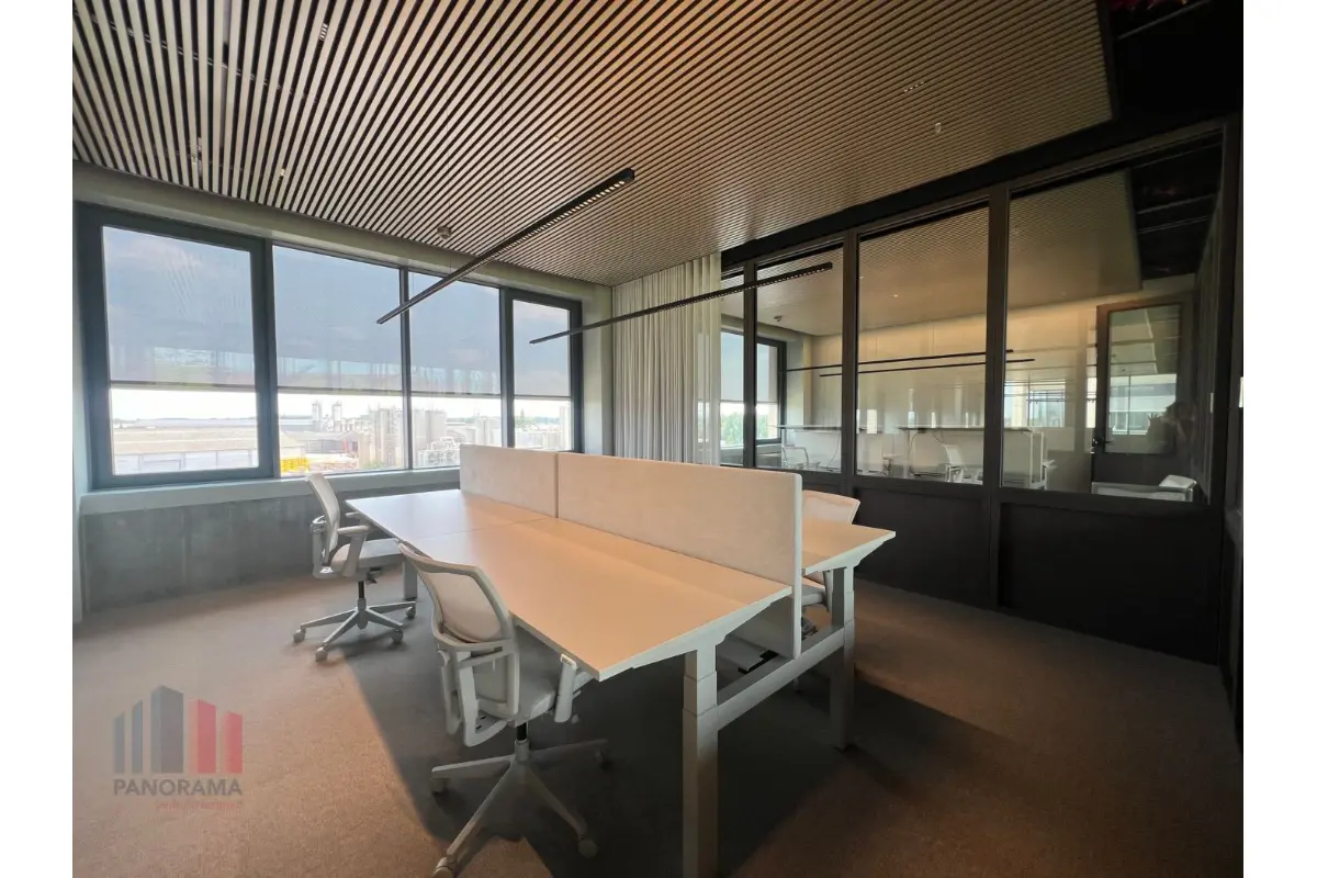 Handelszaak te  huur in Drongen 9031 1683.00€  slaapkamers 180.00m² - Zoekertje 699387