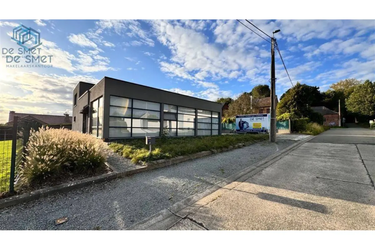 Appartement te  huur in Lierde 9570 950.00€ 2 slaapkamers 161.00m² - Zoekertje 703991