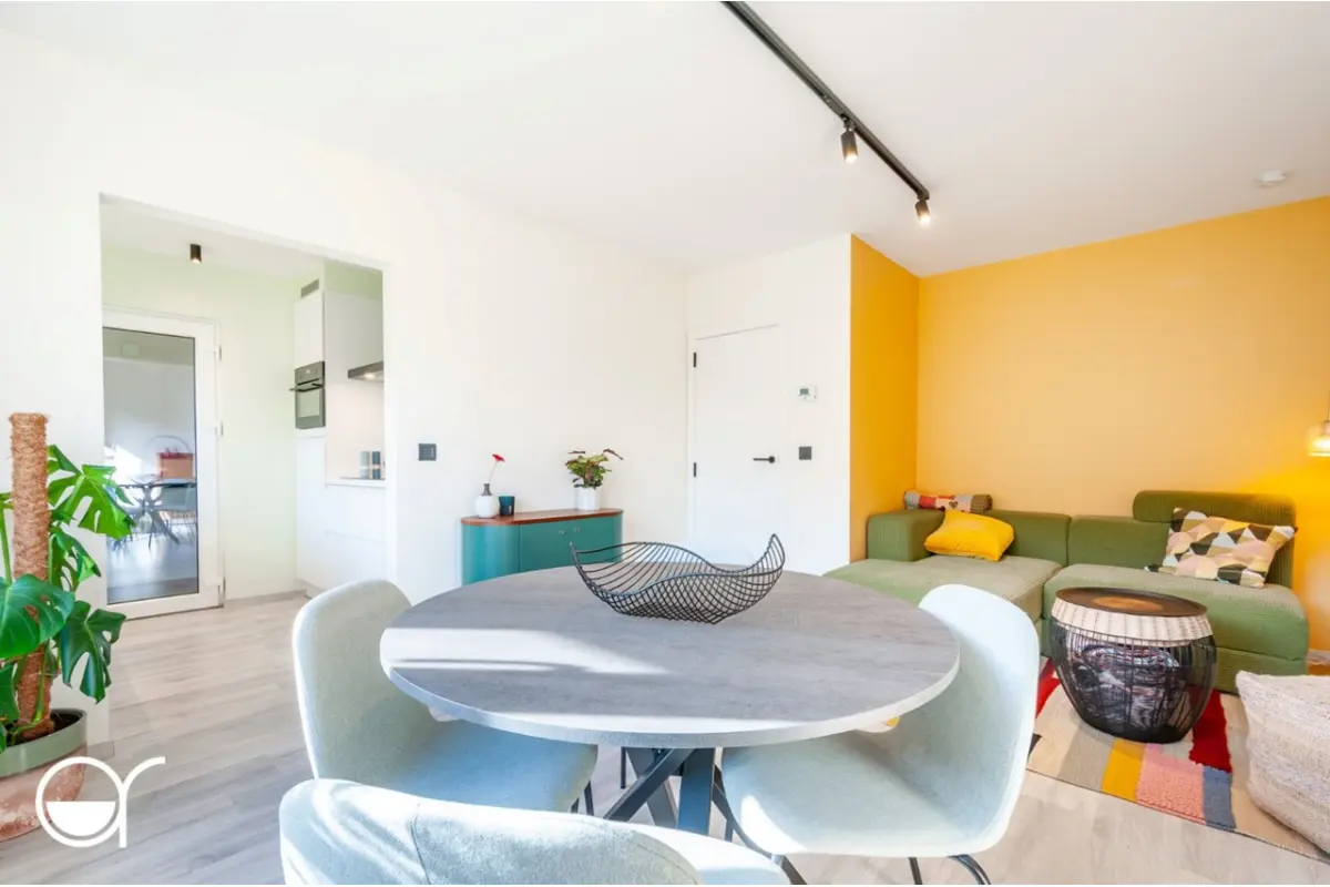 Appartement te  koop in Gent 9000 265000.00€ 2 slaapkamers 75.00m² - Zoekertje 703841