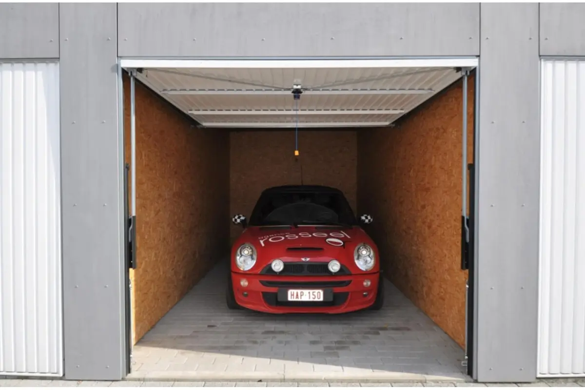 Box te  koop in Gent 9000 44000.00€  slaapkamers m² - Zoekertje 704256