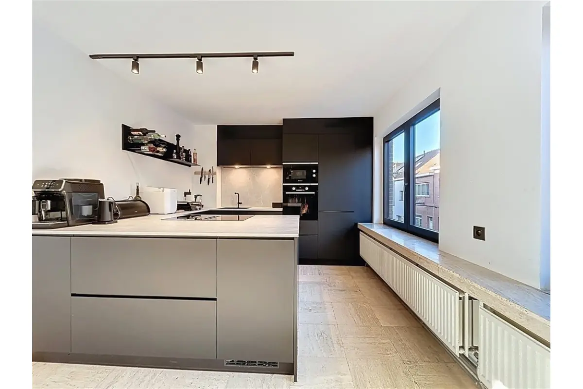 Huis te  koop in Sint-Niklaas 9100 449000.00€ 3 slaapkamers 217.00m² - Zoekertje 704955