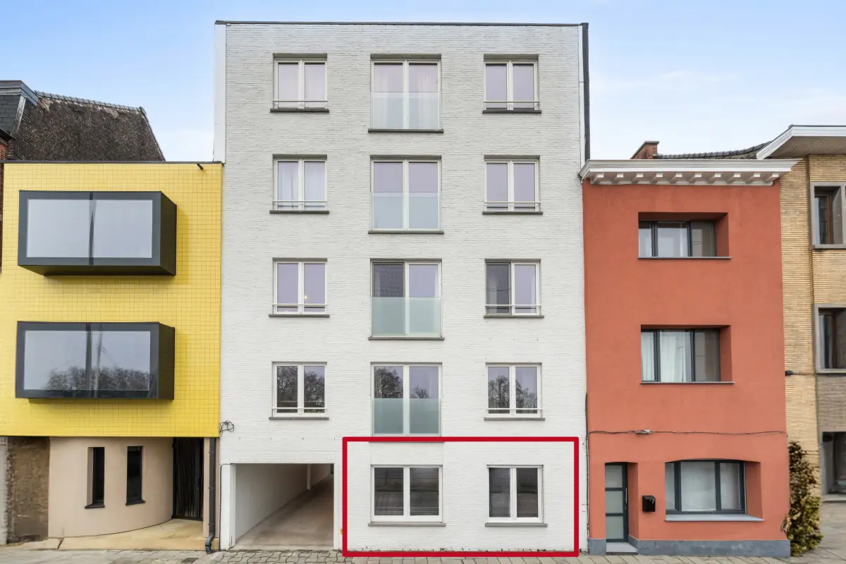 Appartement te  koop in Gent 9000 249000.00€ 1 slaapkamers 43.00m² - Zoekertje 706656