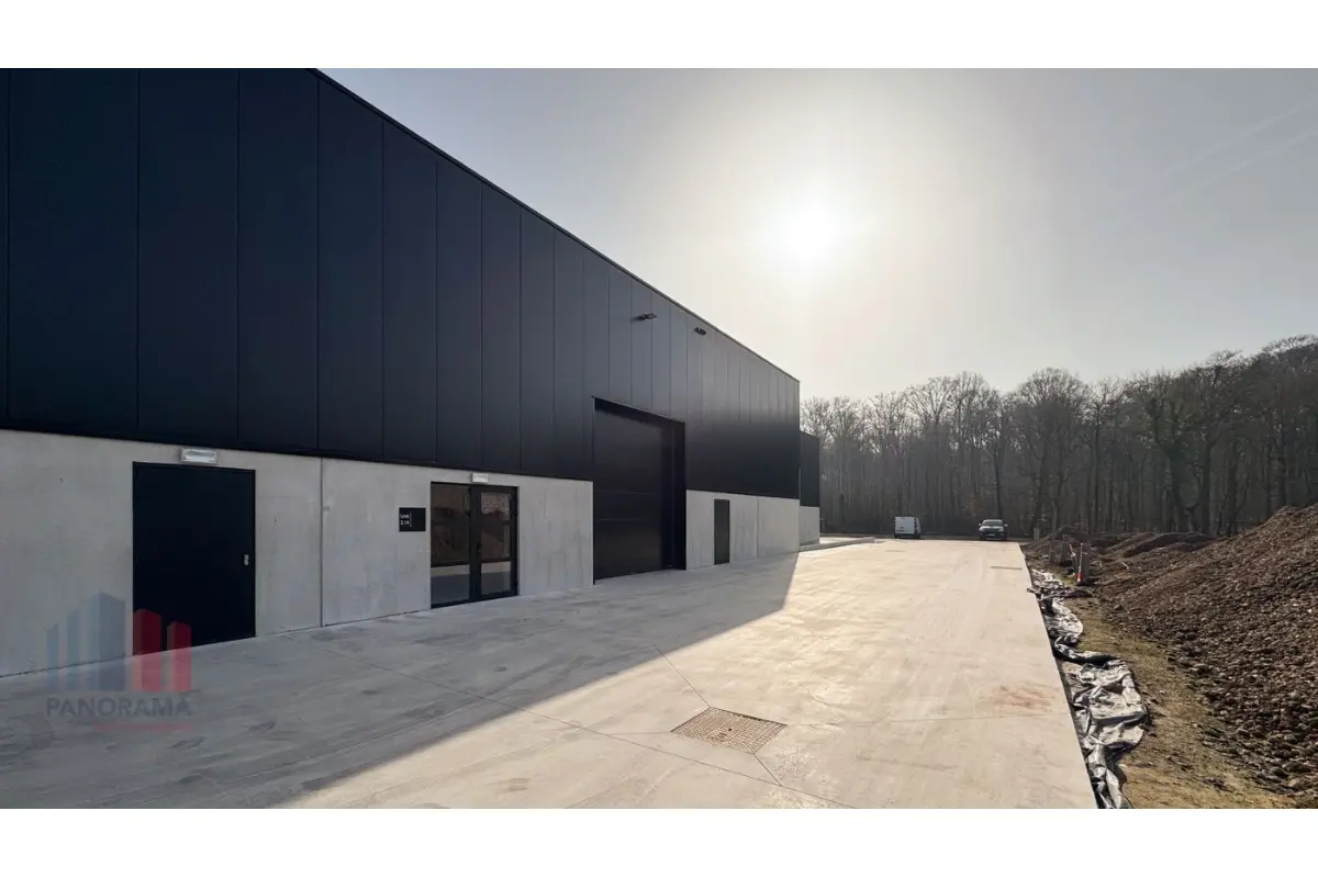 Handelszaak te  huur in Buggenhout 9255 5022.00€  slaapkamers 804.00m² - Zoekertje 710658