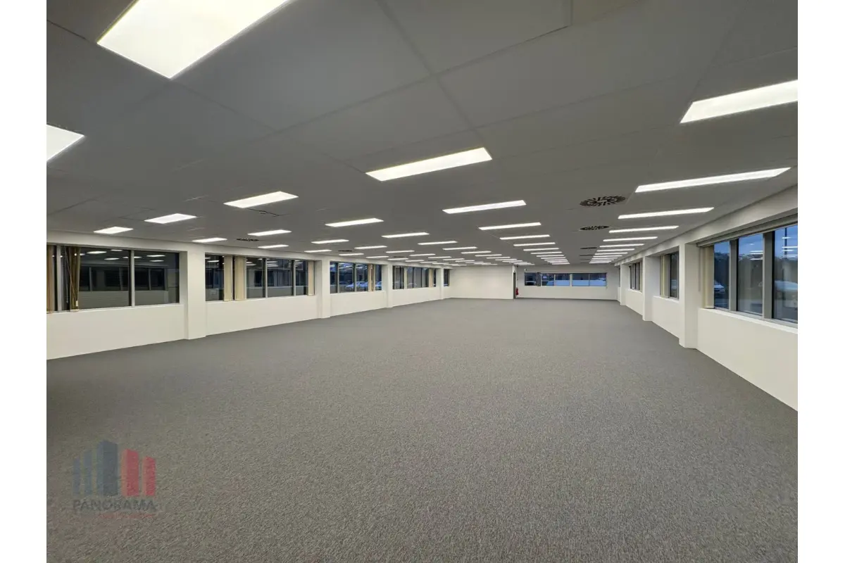 Handelszaak te  huur in Merelbeke 9820 9210.00€  slaapkamers 961.00m² - Zoekertje 710684