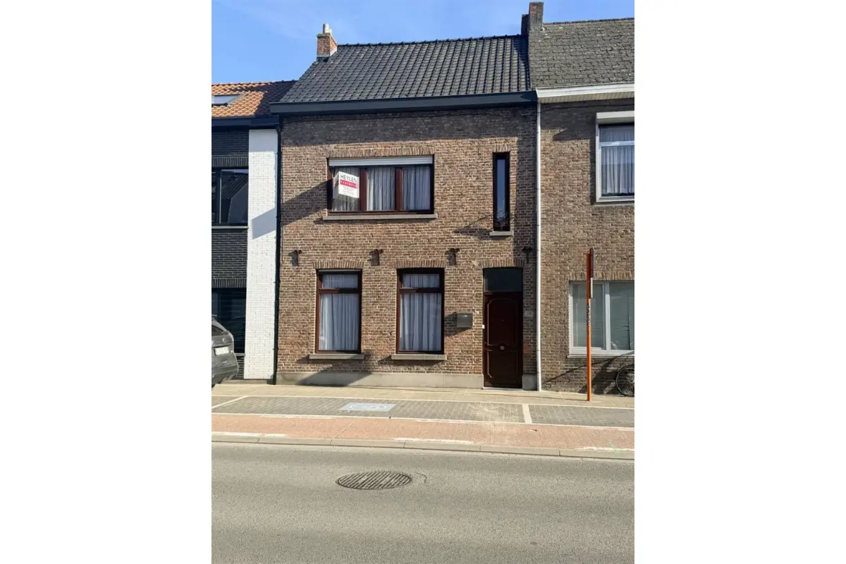 Huis te  koop in Lokeren 9160 275000.00€ 4 slaapkamers 131.00m² - Zoekertje 712988