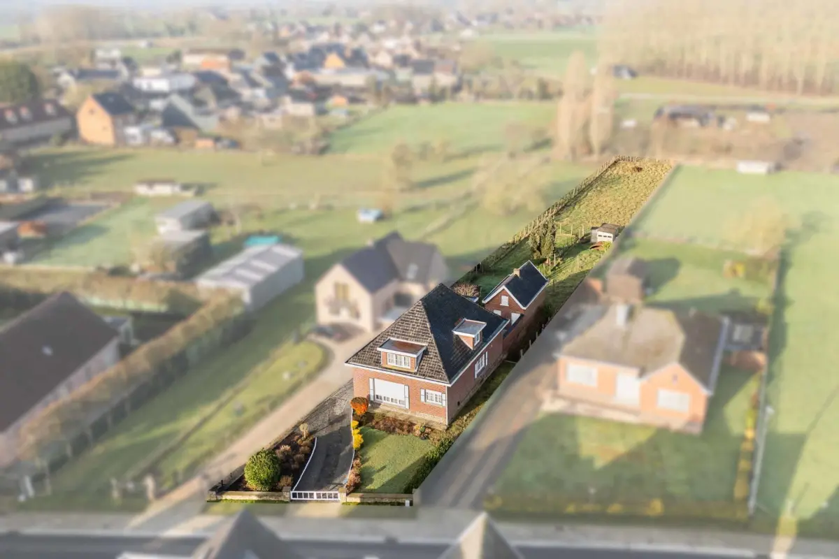 Huis te  koop in Sint-Martens-Lierde 9572 269000.00€ 3 slaapkamers 160.00m² - Zoekertje 747520