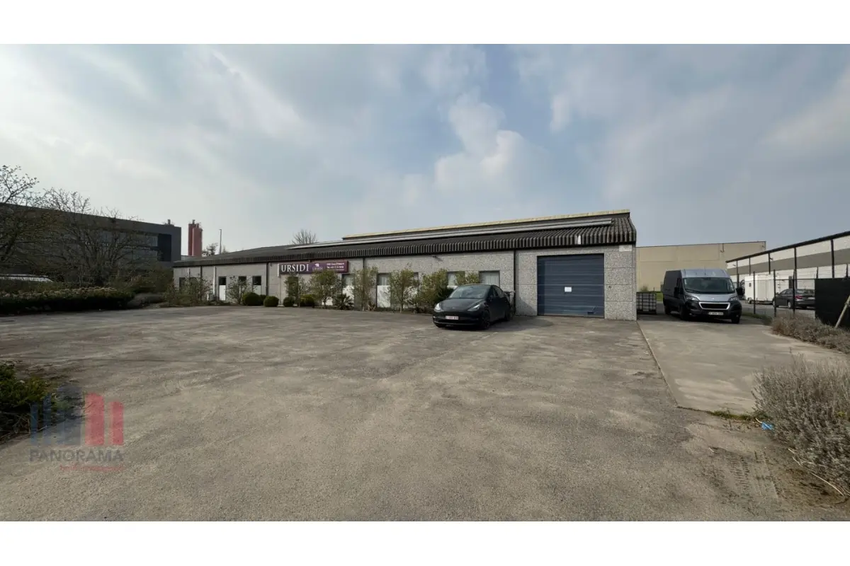 Handelszaak te  koop in Lebbeke 9280 750000.00€  slaapkamers 737.00m² - Zoekertje 713494